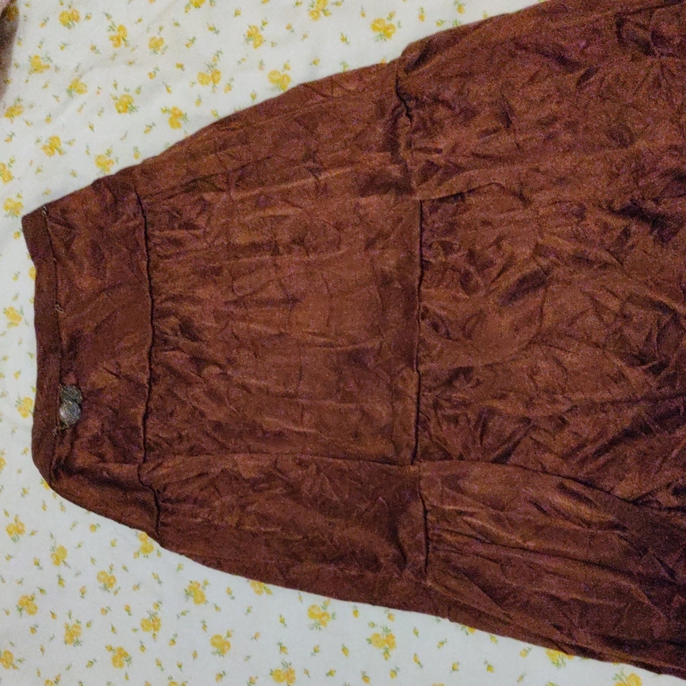 Brown y2k/vintage silky like skirt